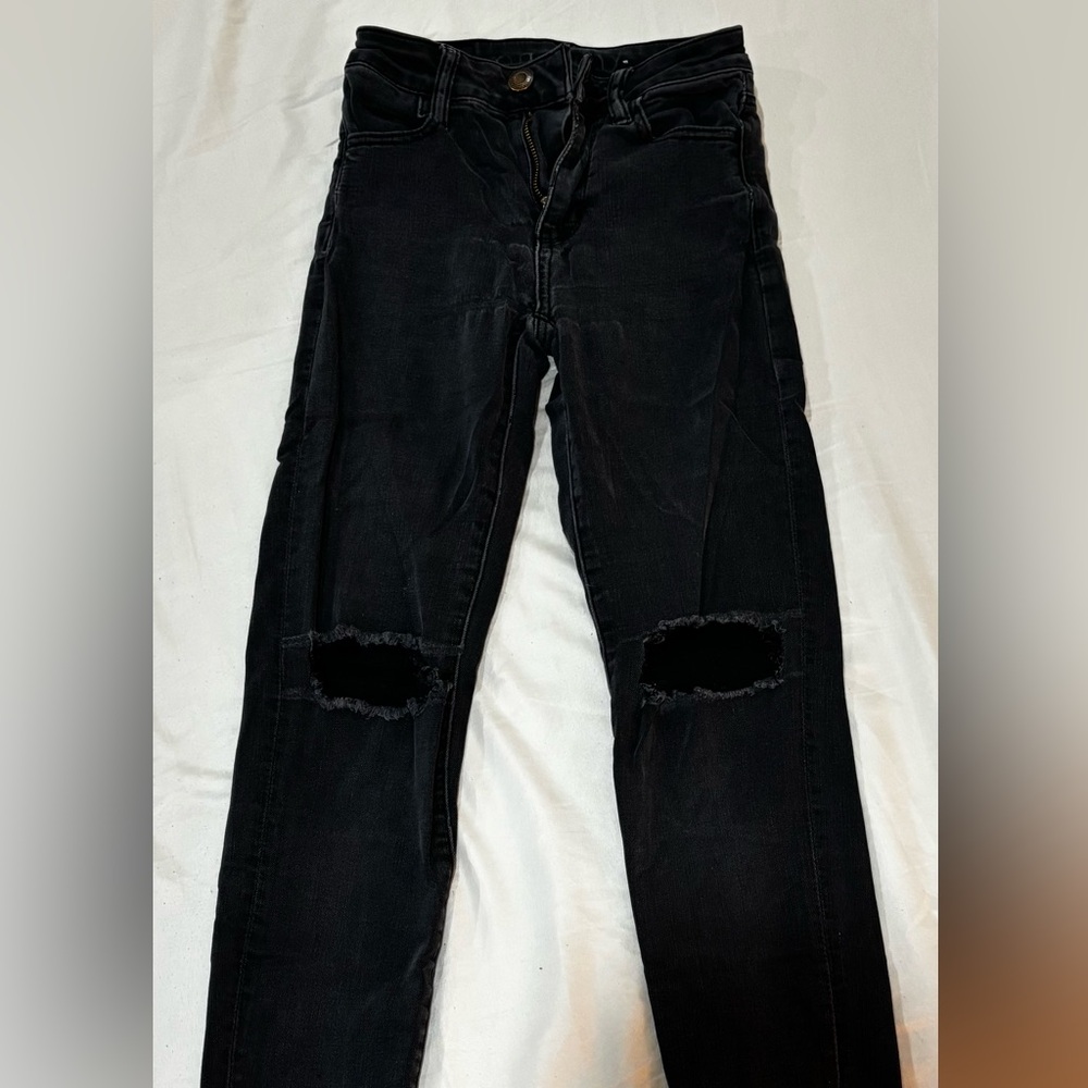 American Eagle Outfitters Black Distressed Skinny Jeans